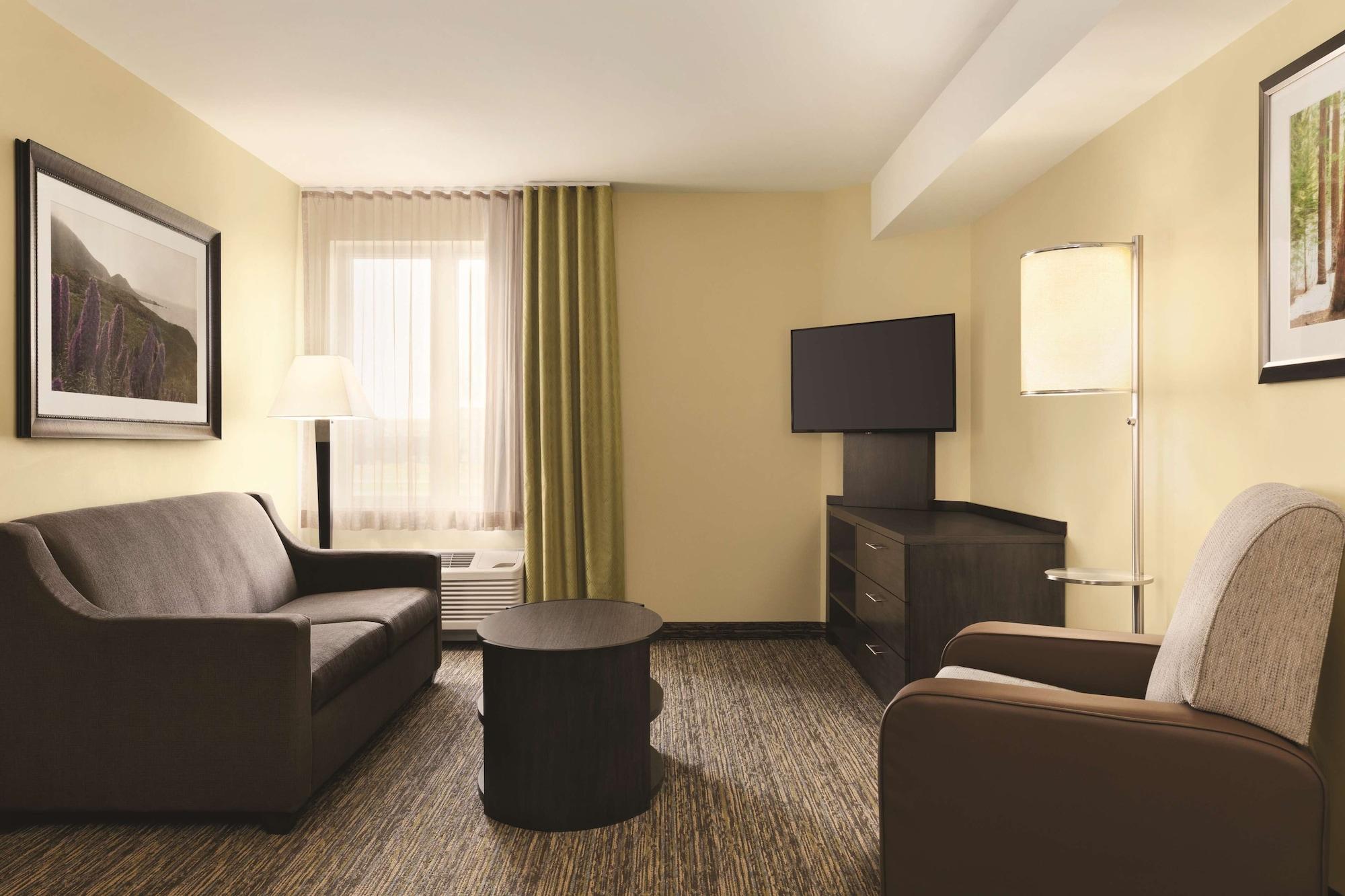 Park Inn By Radisson, Calgary Airport North, Ab YYC Exterior foto